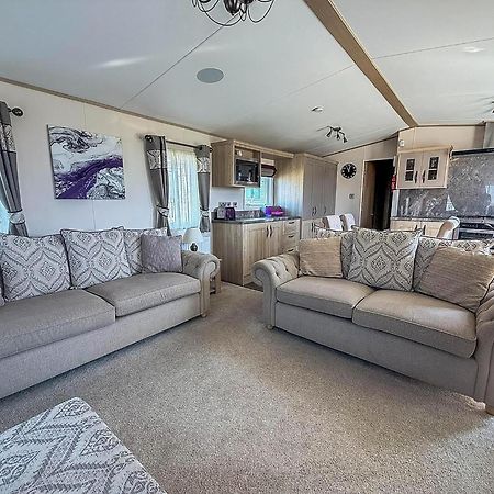 Beautiful Lodge At Manor Park In Hunstanton Ref 23018K Dış mekan fotoğraf
